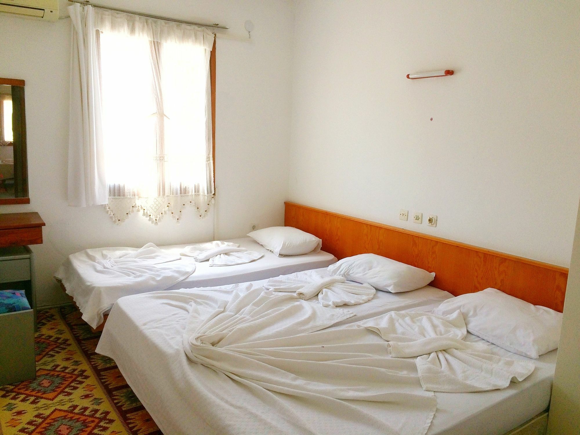 Parmis Rooms Çeşme Εξωτερικό φωτογραφία