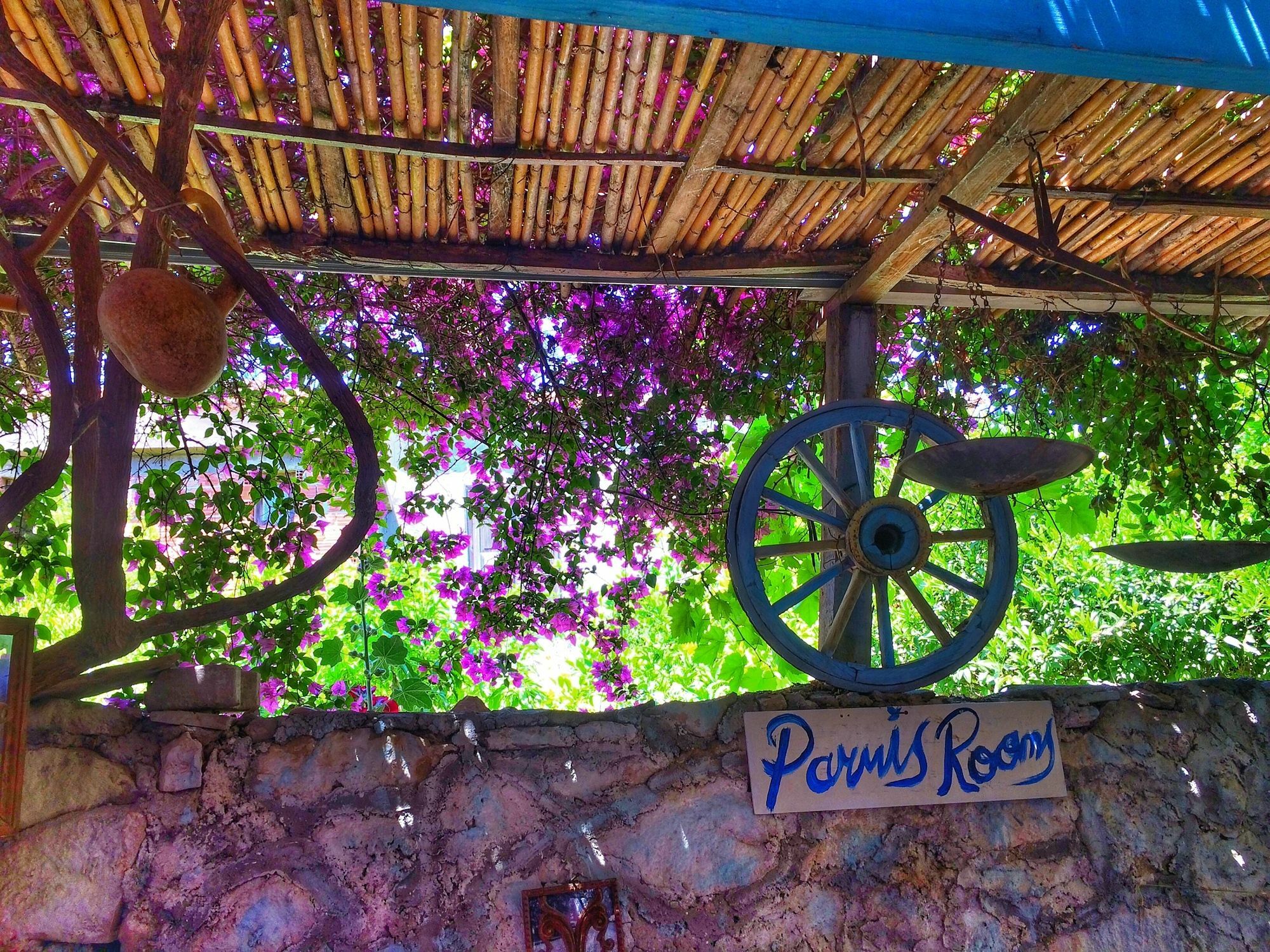 Parmis Rooms Çeşme Εξωτερικό φωτογραφία